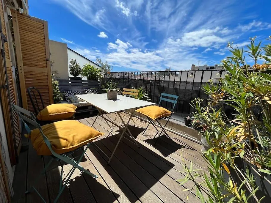 Bel Appartement Avec Terrasse Marseille 0*,  France